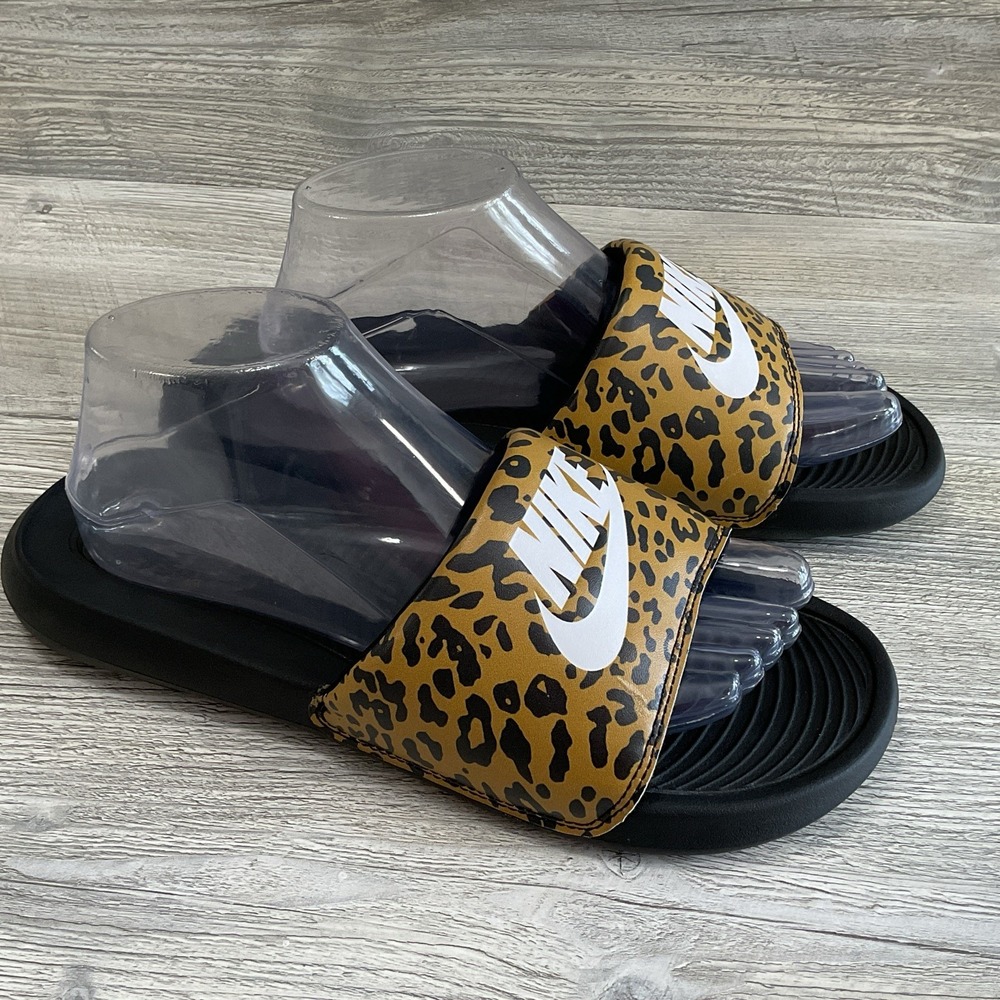 Nike Womens Victori One Sport Slide Sandals CN9676-700 Size 8 Leopard